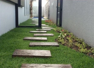 pisante em jardim